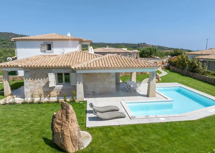 Corallo Sx Ottiolu Villa